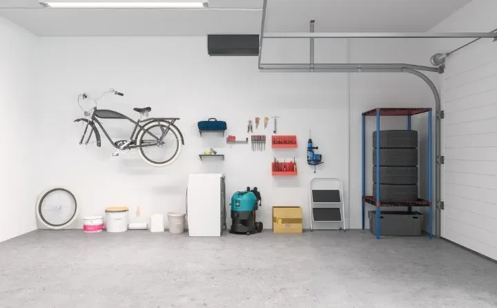 Wełna mineralna w garażu blaszanym – hit czy wilgotna pomyłka?