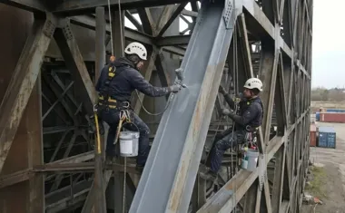 Malowanie konstrukcji przemysłowych — ochrona antykorozyjna krok po kroku