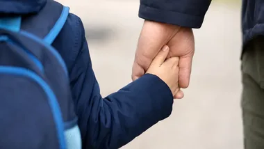 246 tysięcy uczniów wraca do szkół. Zmienia się podstawa programowa