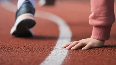 Trzy szkolne rywalizacje na jednym stadionie w Białych Błotach
