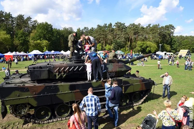 Grafika promocyjna wydarzenia Festyn militarny z okazji 20-lecia Inspektoratu Wsparcia Sił Zbrojnych