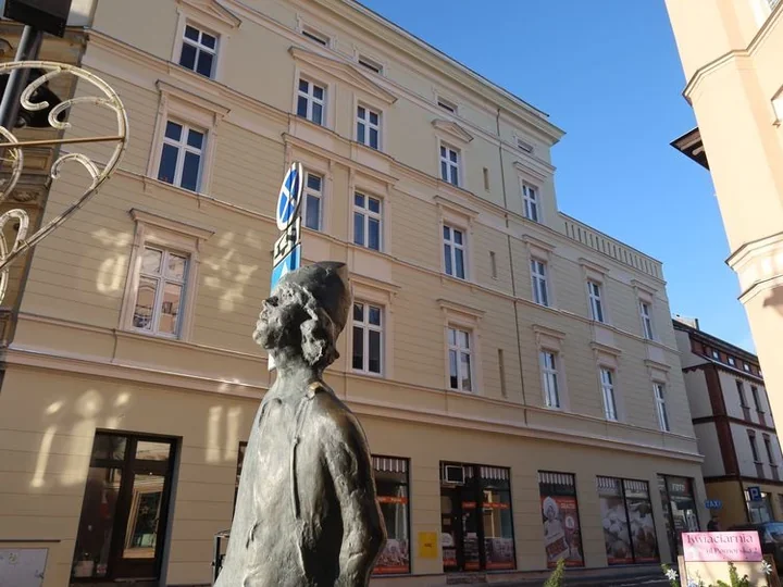 Narożna kamienica przy Dworcowej odzyska detale. Renowacja za pół miliona złotych