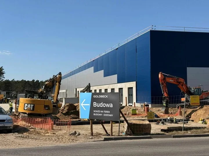 W BPPT stanęła już hala TERG, a logistyczne centrum nabiera kształtów