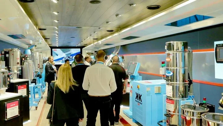 Mobilny salon technologii wjedzie do BPPT i pokaże, jak zmienia się produkcja