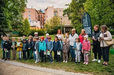 W Parku Kazimierza Wielkiego ruszył szlak 17 drzew dla przyszłości