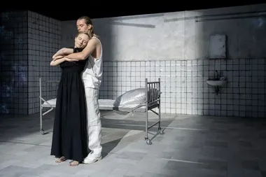 Bydgoska „Medea” wraca na scenę z tańszymi biletami na teatralne święto