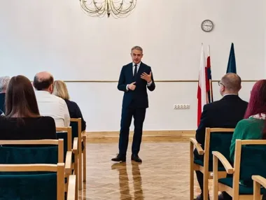 Uczniowie Kopernika rozmawiali z wicepremierem o odpowiedzialności w sieci