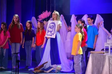 Jubileusz SP 40 przypomniał, jak z dwóch izb szkolnych wyrosła placówka na Osowej Górze