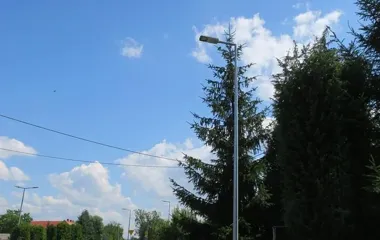 Nowe latarnie rozjaśnią północne Kapuściska – LED i sterowniki na ulicach osiedla