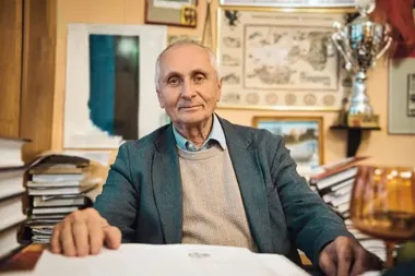 Stefan Pastuszewski przeszedł od podziemia do samorządu i literatury