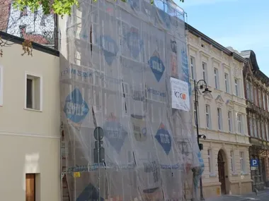 Szczyt i lukarny wrócą na narożnik kamienicy przy Pomorskiej