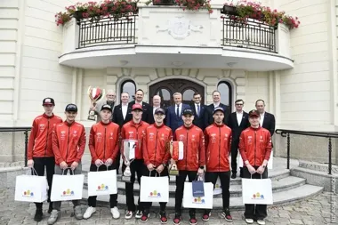 Polonia Bydgoszcz wraca do elity. Klub ogłosił też dwa transfery