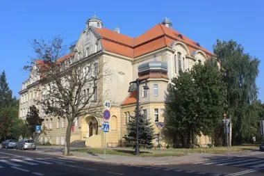 Zabytkowe liceum w Bydgoszczy przejdzie remont za prawie 6 mln zł