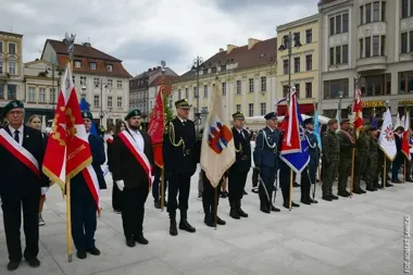 Bydgoszcz uczciła pamięć o wojnie i ludziach, którzy ją przerwali