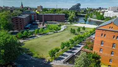 Wiosenny sezon w Młynach Rothera – warsztaty, instalacje i miejskie opowieści