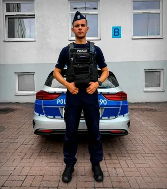Kursant policji po służbie ruszył na pomoc kajakarzowi w Brdzie