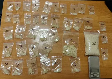 Niesprawne światła doprowadziły do zatrzymania - 404 gramów 2C-B w aucie