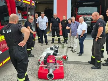 Nowe wyposażenie OSP Koronowo gotowe na podtopienia i akcje gaśnicze