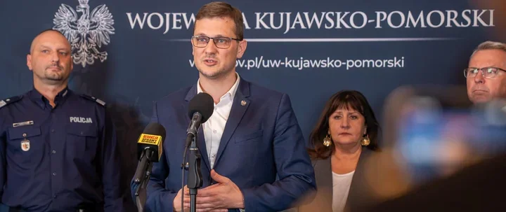 Prawie 800 policjantów przy szkołach. Sprawdzono groźby w sieci