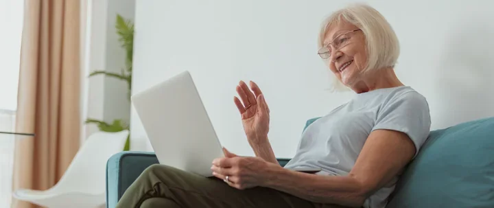 Seniorzy uczą się internetu bez stresu. eFajfy trafią do Ciechocinka