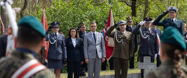 Hołd dla ofiar Smukały na cmentarzu wojennym w Bydgoszczy