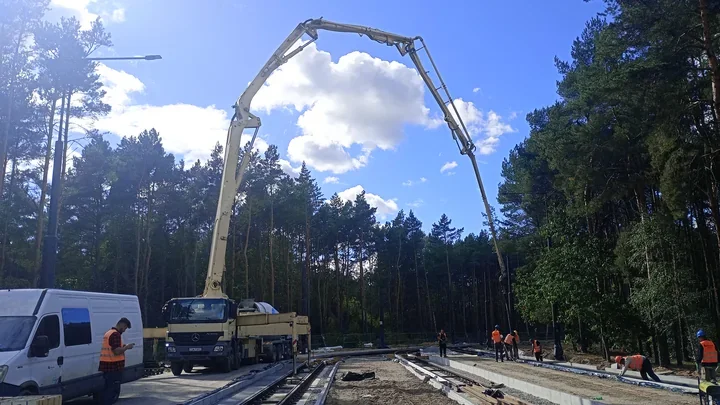 Własne perony i zielone torowisko. Duża zmiana przy pętli Las Gdański