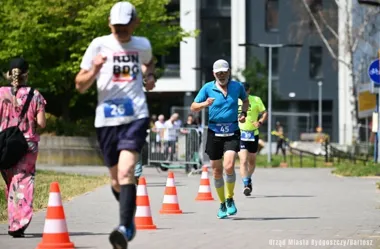 Bieg seniora zatrzyma Toruńską. Utrudnienia w rejonie hal sportowych