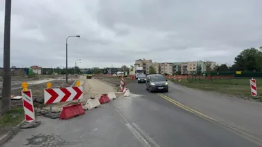 Podmiejska w przebudowie. Pierwszy asfalt jest już o krok