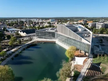 Drogi do kampusu Akademii Muzycznej nabierają kształtu. W ziemi widać najtrudniejszy etap